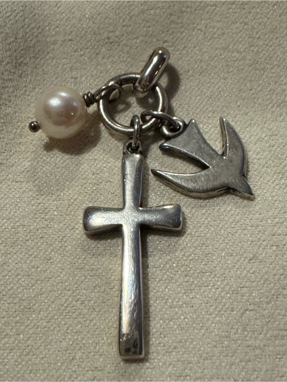 James Avery Retired Sterling Silver Faithful Spirit Pearl Cross Dove Pendant